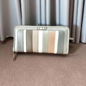 Brighton Gray and Cream Cabana Wallet